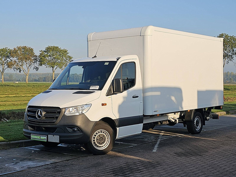 Mercedes-Benz Sprinter 317 Bakwagen Laadklep! - Varebil med kasse: billede 2 Mercedes-Benz Sprinter 317 Bakwagen Laadklep! - Varebil med kasse: billede 2