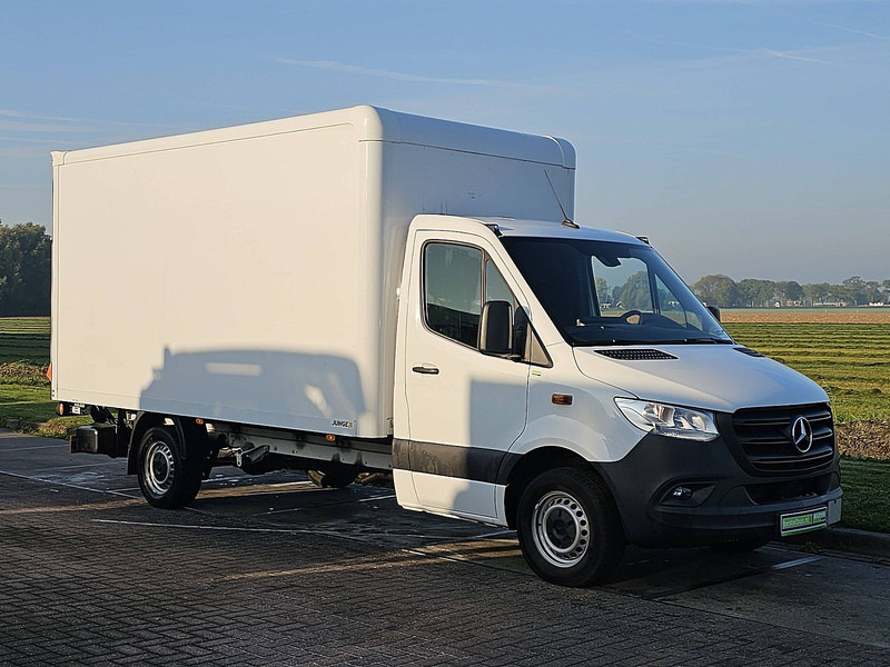 Mercedes-Benz Sprinter 317 Bakwagen Laadklep! - Varebil med kasse: billede 4 Mercedes-Benz Sprinter 317 Bakwagen Laadklep! - Varebil med kasse: billede 4