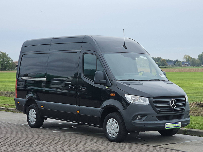 Mercedes-Benz Sprinter 317 L2H2 Mbux 360camera! - Varevogn: billede 4 Mercedes-Benz Sprinter 317 L2H2 Mbux 360camera! - Varevogn: billede 4