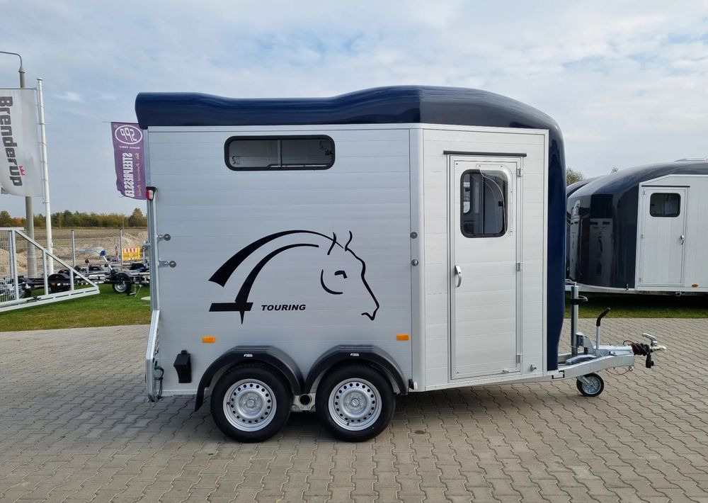 CHEVAL LIBERTÉ Touring Country + siodlarnia | przyczepa dla dwóch koni z rampą z przodu | 2000 kg DMC - Hestetrailer: billede 4 CHEVAL LIBERTÉ Touring Country + siodlarnia | przyczepa dla dwóch koni z rampą z przodu | 2000 kg DMC - Hestetrailer: billede 4