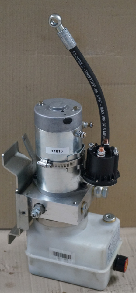 Jungheinrich 51773808 | Pump unit VIBO MD24120 24V 1,2Kw for EJE M13 Pump unit VIBO MD24120 24V 1,2Kw for EJE M13 - Hydraulikpumpe for Materialehåndteringsudstyr: billede 1 Jungheinrich 51773808 | Pump unit VIBO MD24120 24V 1,2Kw for EJE M13 Pump unit VIBO MD24120 24V 1,2Kw for EJE M13 - Hydraulikpumpe for Materialehåndteringsudstyr: billede 1