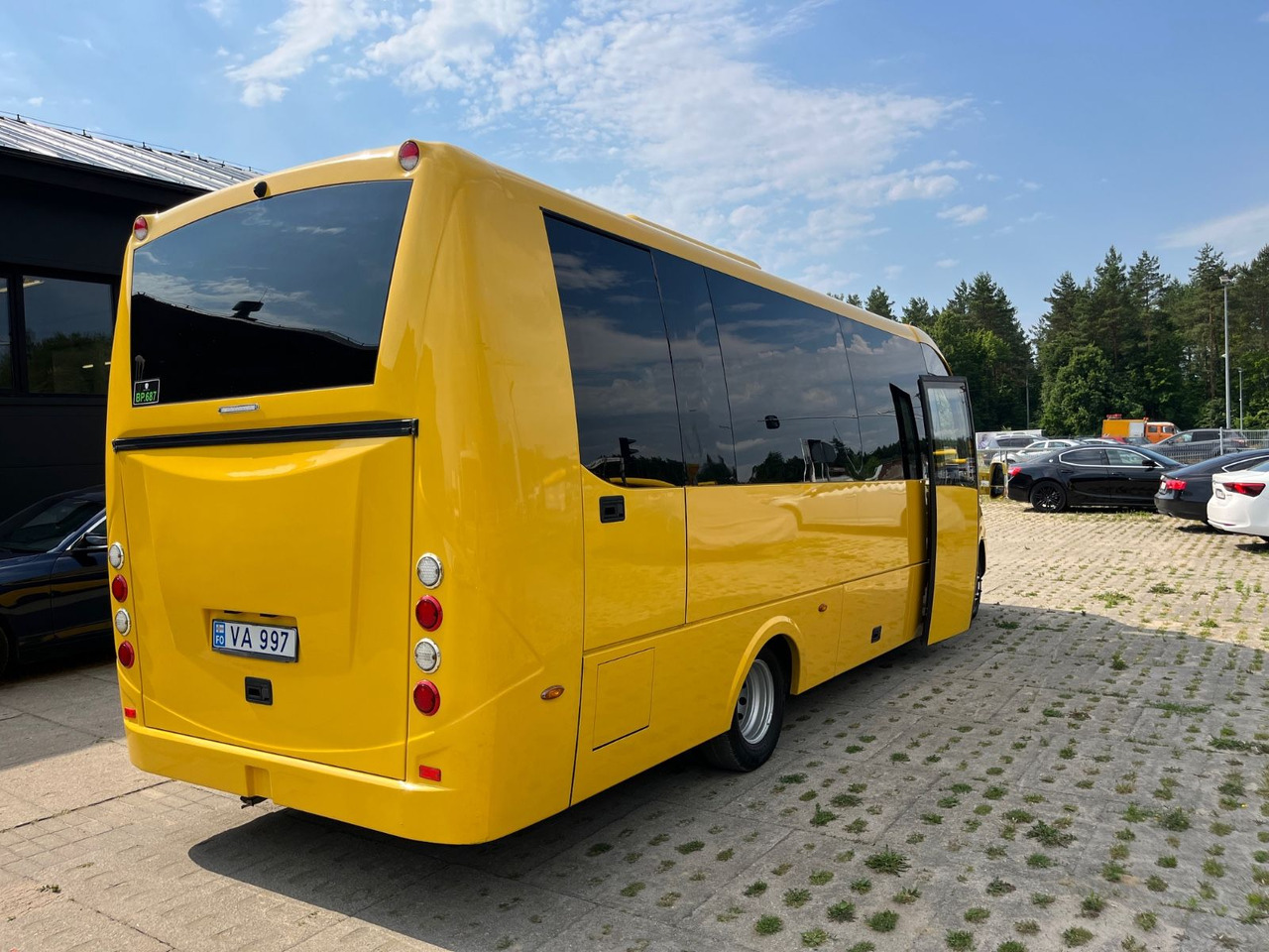 Iveco Rosero First / 24+1+1 / Telma/ EURO6 - Turistbus: billede 3 Iveco Rosero First / 24+1+1 / Telma/ EURO6 - Turistbus: billede 3