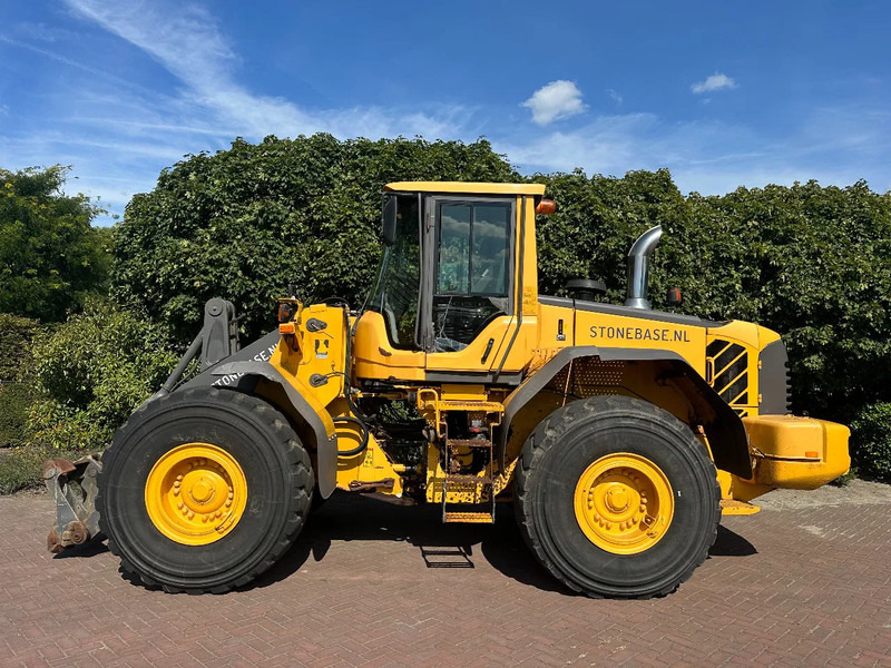 Volvo L120 F - Gummihjulslæsser: billede 1 Volvo L120 F - Gummihjulslæsser: billede 1