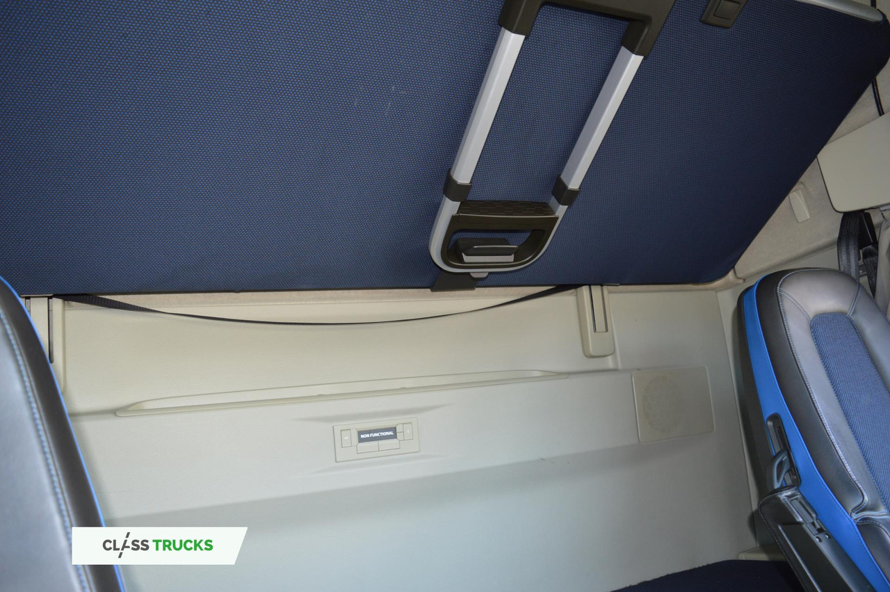 Leje en Volvo FH 460 Globetrotter XL i-Save Volvo FH 460 Globetrotter XL i-Save: billede 16 Leje en Volvo FH 460 Globetrotter XL i-Save Volvo FH 460 Globetrotter XL i-Save: billede 16