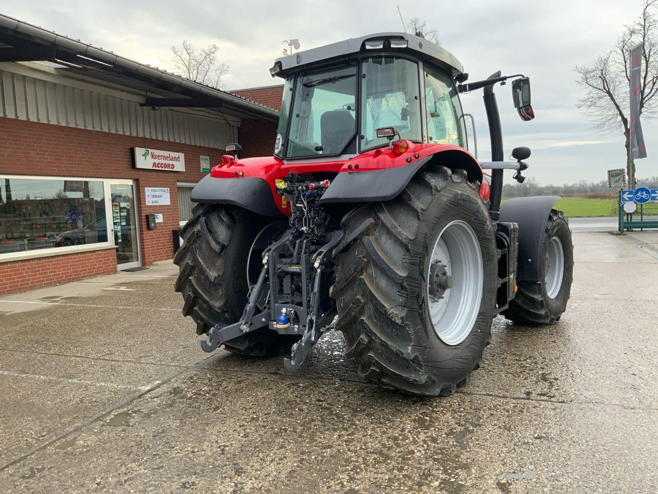 Massey Ferguson MF 7S.210 DVT - Traktor: billede 2 Massey Ferguson MF 7S.210 DVT - Traktor: billede 2