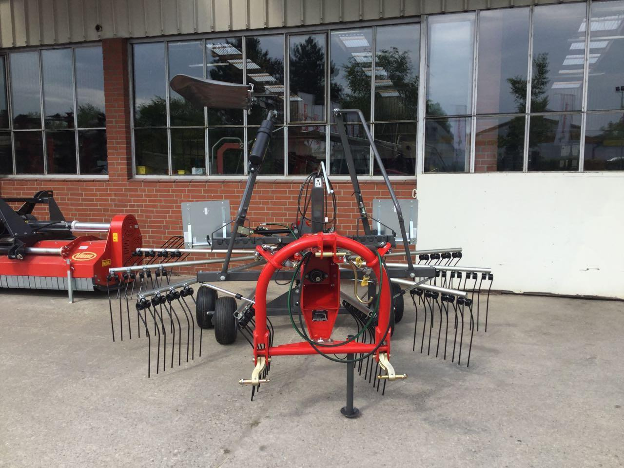 Massey Ferguson RK 451 DN - Høvender: billede 2 Massey Ferguson RK 451 DN - Høvender: billede 2