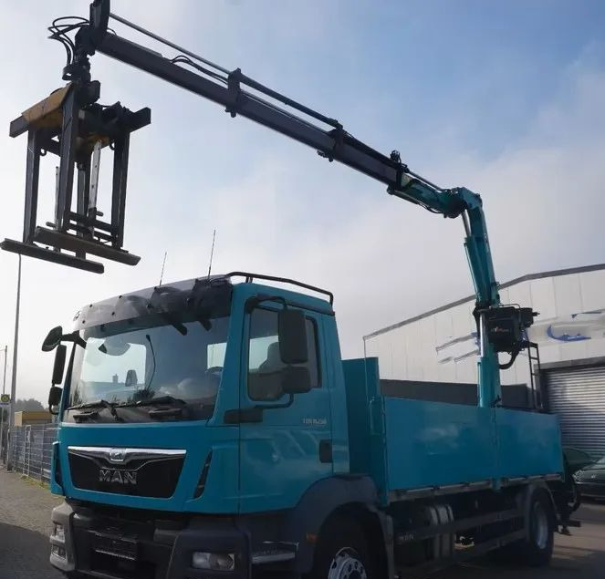 MAN TGS 18.290 | Żuraw Hyva HB 150 | Euro 6 | Automat | 1. właściciel | 4X2 | Przebieg 160 124 ! - Lastbil med lad, Lastbil med kran: billede 4 MAN TGS 18.290 | Żuraw Hyva HB 150 | Euro 6 | Automat | 1. właściciel | 4X2 | Przebieg 160 124 ! - Lastbil med lad, Lastbil med kran: billede 4