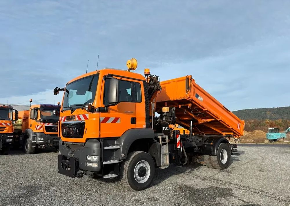 MAN TGS 18.320/ 4x4 / Euro4 /Wywrotka trójstronna Meiller +Kran Atlas TLC 82.2 +sterowanie radiowe – Przystosowany do pracy zimą — odśnieżanie, posypywanie, pług - Tipvogn lastbil: billede 2 MAN TGS 18.320/ 4x4 / Euro4 /Wywrotka trójstronna Meiller +Kran Atlas TLC 82.2 +sterowanie radiowe – Przystosowany do pracy zimą — odśnieżanie, posypywanie, pług - Tipvogn lastbil: billede 2