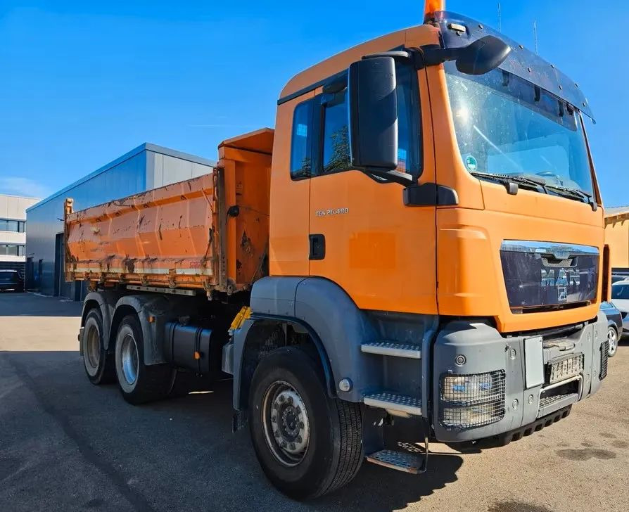 MAN TGS 26.480 6x4 WYWROTKA 3-STRONNA | AUTOMAT | EURO 5 | PRZEBIEG 310 000km! - Tipvogn lastbil: billede 1 MAN TGS 26.480 6x4 WYWROTKA 3-STRONNA | AUTOMAT | EURO 5 | PRZEBIEG 310 000km! - Tipvogn lastbil: billede 1