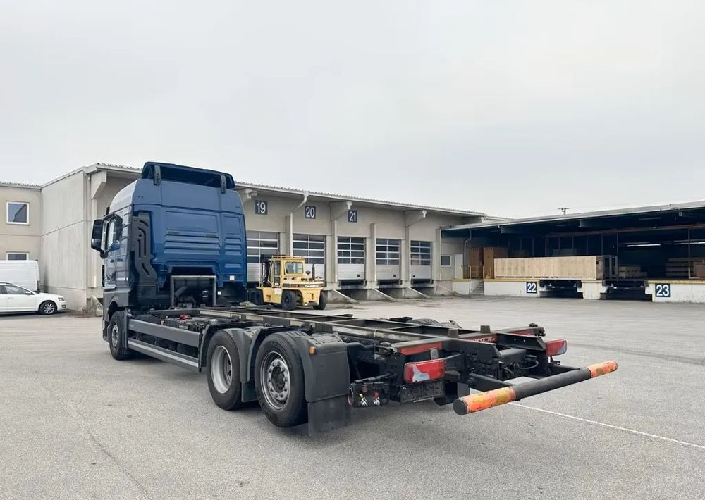 MAN TGX 26.470 6x2 | BDF | Oś podnoszona + skrętna | Retarder | Euro 6 | Automatyczna klimatyzacja | Napęd na tylne koła - Lastbil chassis: billede 4 MAN TGX 26.470 6x2 | BDF | Oś podnoszona + skrętna | Retarder | Euro 6 | Automatyczna klimatyzacja | Napęd na tylne koła - Lastbil chassis: billede 4