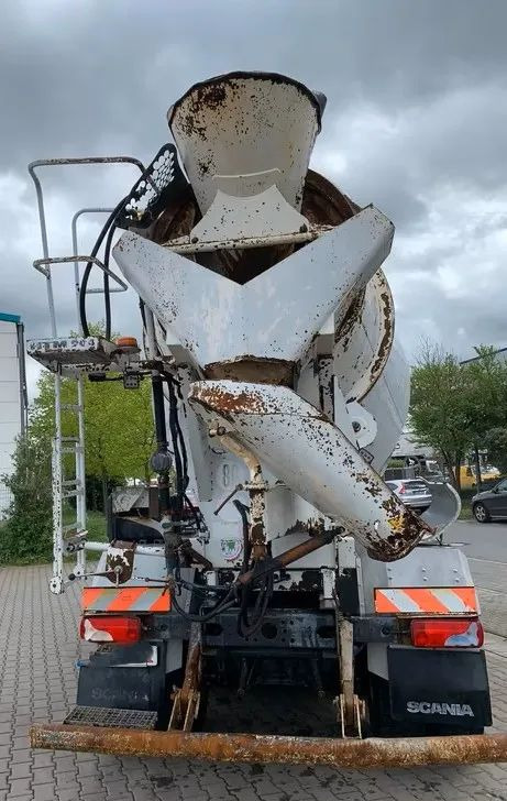 Scania P410 8x4 – Betoniarka Liebherr 9 m³/ Euro 5 / Retarder - Betonbil: billede 5 Scania P410 8x4 – Betoniarka Liebherr 9 m³/ Euro 5 / Retarder - Betonbil: billede 5