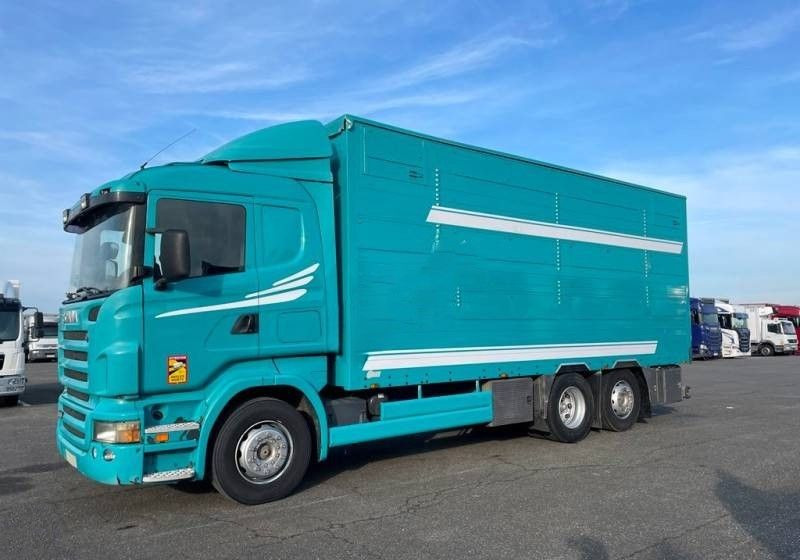 Scania R380 / 6x2 / Pezzaioli / 2-poziomowa zabudowa do przewozu zwierząt / Euro 3 / oś podnoszona / podnoszony dach - Veetransport lastbil: billede 1 Scania R380 / 6x2 / Pezzaioli / 2-poziomowa zabudowa do przewozu zwierząt / Euro 3 / oś podnoszona / podnoszony dach - Veetransport lastbil: billede 1