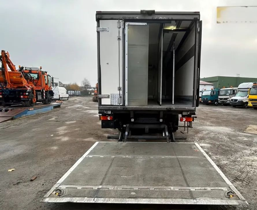 Leje en  Volvo FL 250 | Chłodnia Carrier Supra -30°C | Hydrauliczna platforma załadunkowa | ogrzewanie postojowe | 187 654 km | Automatyczna skrzynia | Euro 6 |4x2 Volvo FL 250 | Chłodnia Carrier Supra -30°C | Hydrauliczna platforma załadunkowa | ogrzewanie postojowe | 187 654 km | Automatyczna skrzynia | Euro 6 |4x2: billede 8