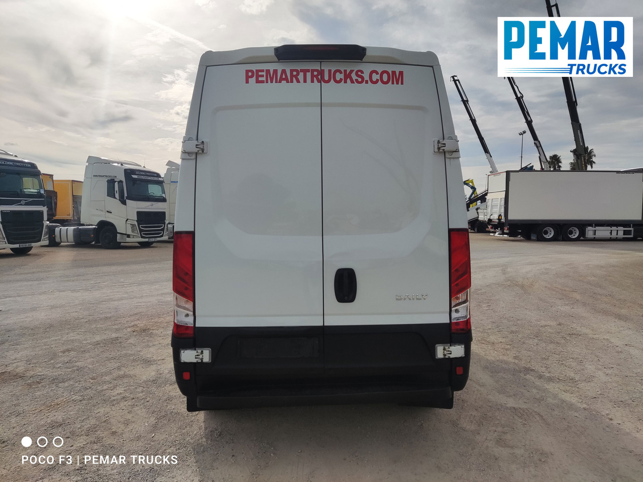 Varebil med kasse IVECO DAILY 35S13 130 CV FURGONETA L2 H3: billede 8
