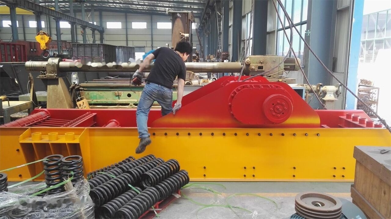 Kinglink High quality Vibrating feeder ZSW600x150 - Maskine til minedrift: billede 2 Kinglink High quality Vibrating feeder ZSW600x150 - Maskine til minedrift: billede 2