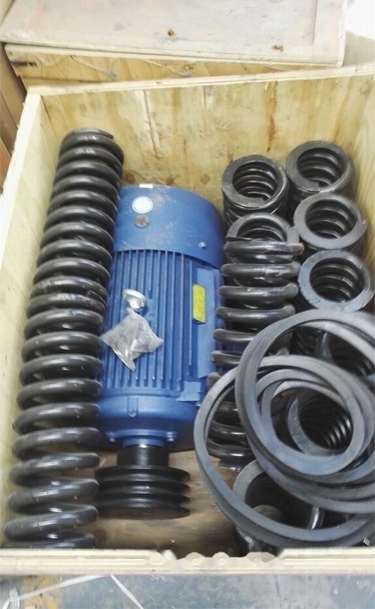 Kinglink High quality Vibrating feeder ZSW600x150 - Maskine til minedrift: billede 3 Kinglink High quality Vibrating feeder ZSW600x150 - Maskine til minedrift: billede 3
