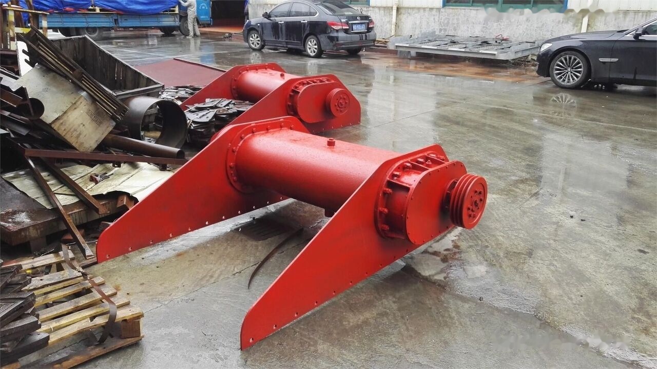 Kinglink High quality Vibrating feeder ZSW600x150 - Maskine til minedrift: billede 1 Kinglink High quality Vibrating feeder ZSW600x150 - Maskine til minedrift: billede 1