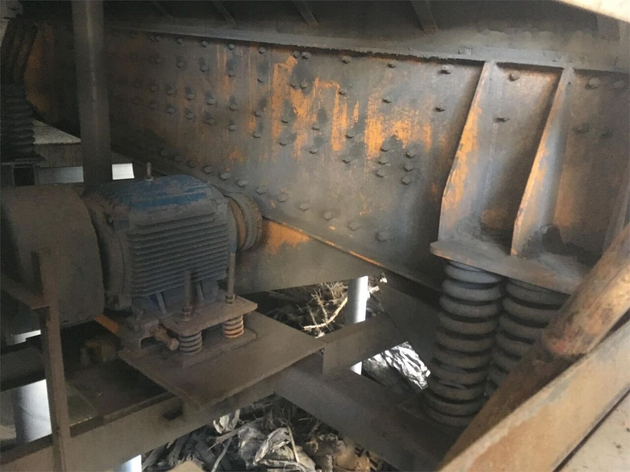 Kinglink ZSW600x150 Vibriting Feeder For Sale - Maskine til minedrift: billede 4 Kinglink ZSW600x150 Vibriting Feeder For Sale - Maskine til minedrift: billede 4
