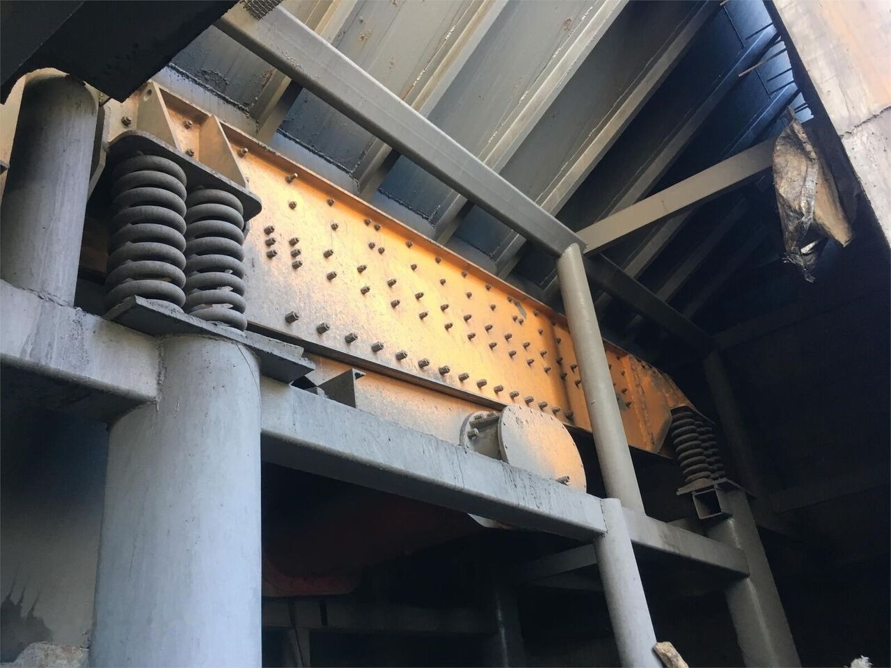 Kinglink ZSW600x150 Vibriting Feeder For Sale - Maskine til minedrift: billede 5 Kinglink ZSW600x150 Vibriting Feeder For Sale - Maskine til minedrift: billede 5
