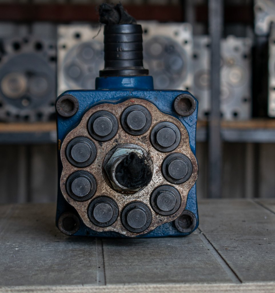 KAZEL PUMP WITH 9 SINGLE ACTING PISTONS - Hydraulikpumpe for Lastbil: billede 1 KAZEL PUMP WITH 9 SINGLE ACTING PISTONS - Hydraulikpumpe for Lastbil: billede 1