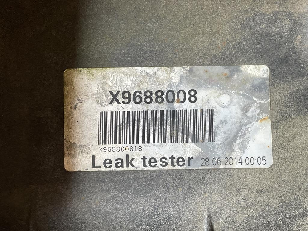 MERCEDES-BENZ ACTROS MP4 - A 960 501 41 03 - Ekspansionsbeholder for Lastbil: billede 5 MERCEDES-BENZ ACTROS MP4 - A 960 501 41 03 - Ekspansionsbeholder for Lastbil: billede 5