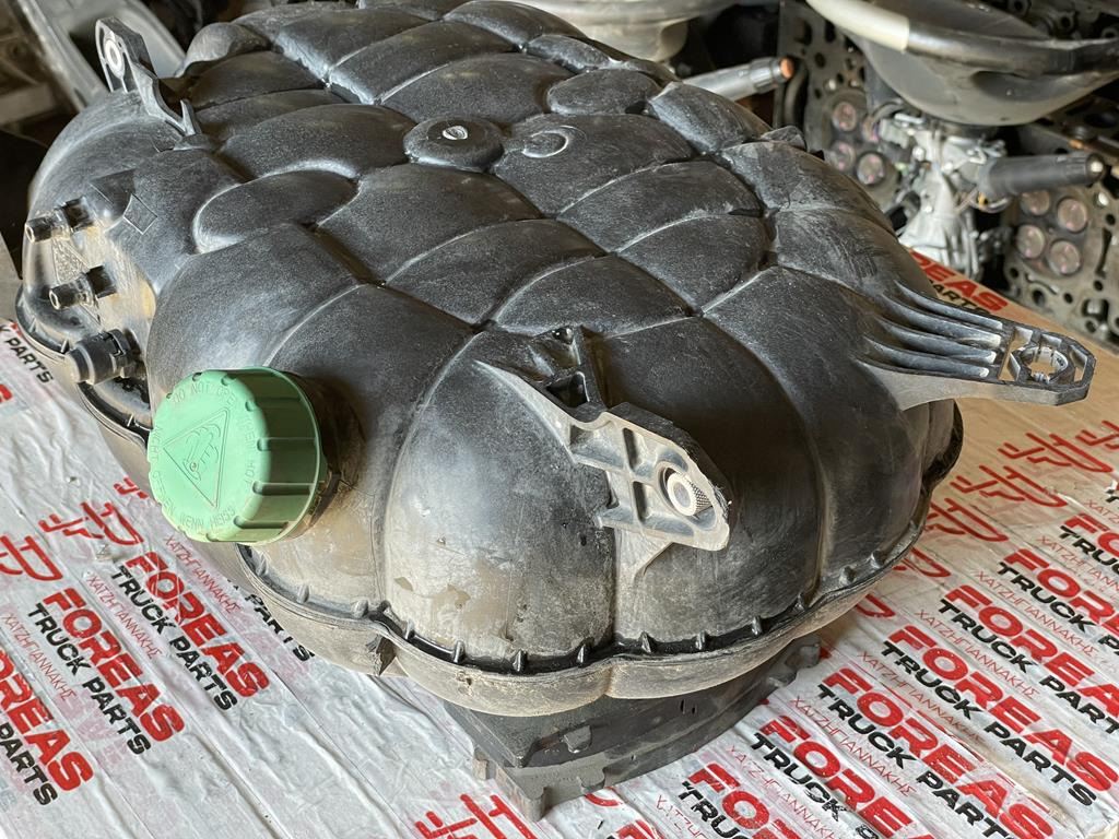 MERCEDES-BENZ ACTROS MP4 ZGS 004 - A 960 501 7903 - Ekspansionsbeholder for Lastbil: billede 3 MERCEDES-BENZ ACTROS MP4 ZGS 004 - A 960 501 7903 - Ekspansionsbeholder for Lastbil: billede 3