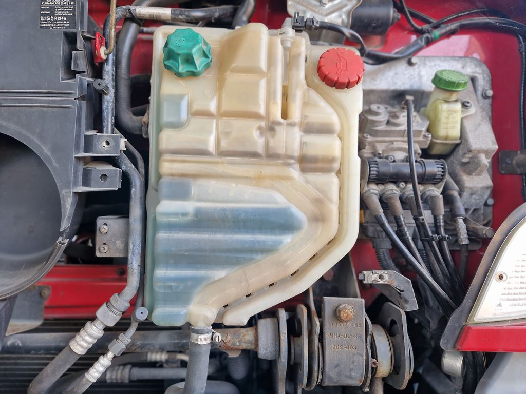 MERCEDES-BENZ ATEGO 2 - A 970 500 03 49 - Ekspansionsbeholder for Lastbil: billede 2 MERCEDES-BENZ ATEGO 2 - A 970 500 03 49 - Ekspansionsbeholder for Lastbil: billede 2