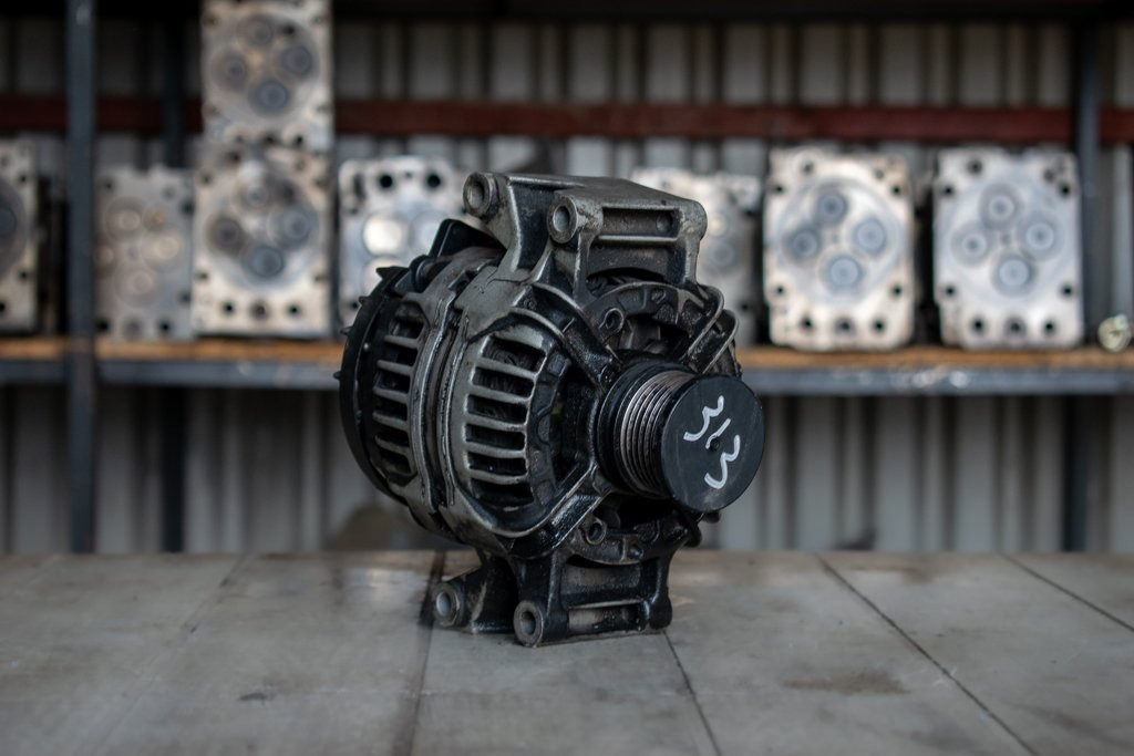 MERCEDES-BENZ SPRINTER CDI - Generator for Lastbil: billede 3 MERCEDES-BENZ SPRINTER CDI - Generator for Lastbil: billede 3