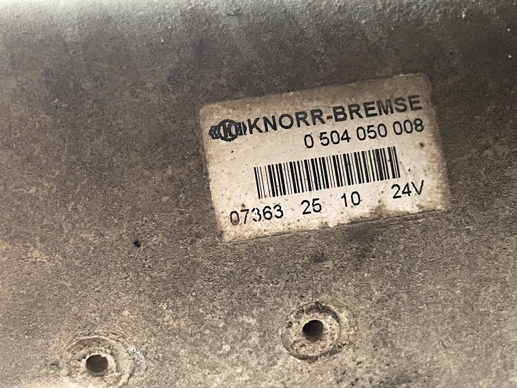 MERCEDES-BENZ VARIO 24V - 0504050008 - Kompressor for Lastbil: billede 4 MERCEDES-BENZ VARIO 24V - 0504050008 - Kompressor for Lastbil: billede 4