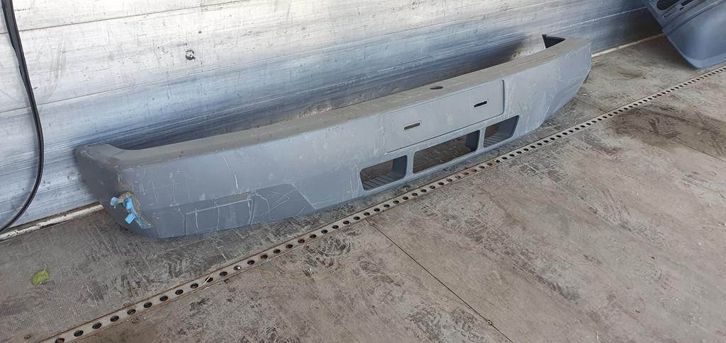 MERCEDES-BENZ VARIO - Kofanger for Lastbil: billede 3 MERCEDES-BENZ VARIO - Kofanger for Lastbil: billede 3