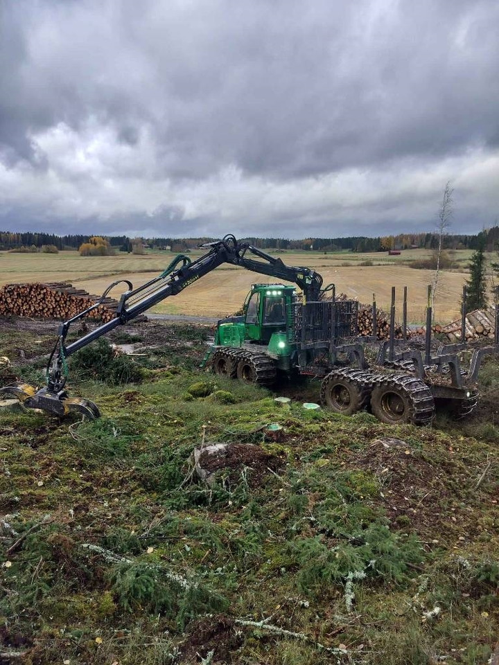John Deere 1510 E  - Udkørselsmaskine: billede 2 John Deere 1510 E  - Udkørselsmaskine: billede 2