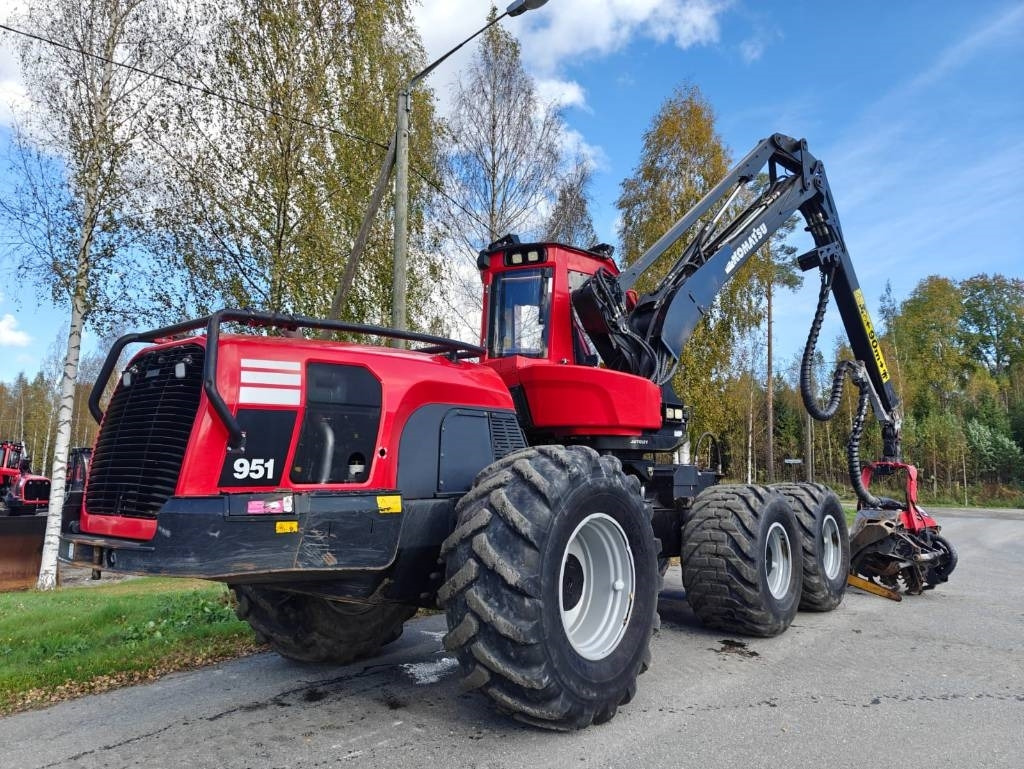 Komatsu 951 - Skovmaskine: billede 4 Komatsu 951 - Skovmaskine: billede 4