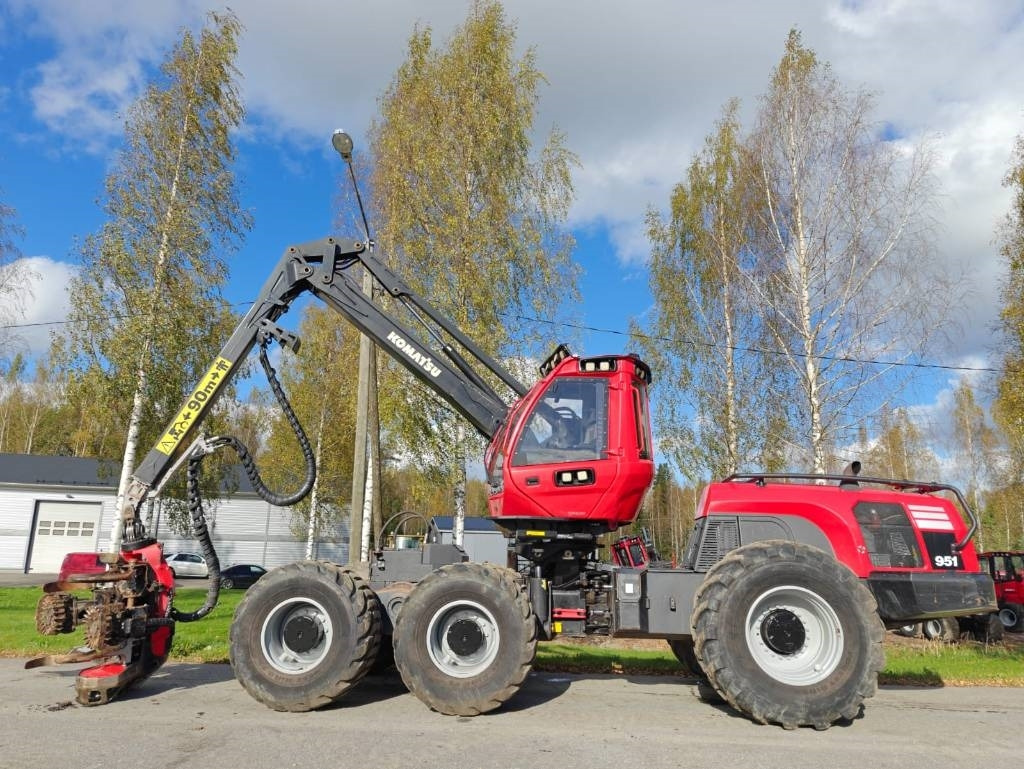 Komatsu 951 - Skovmaskine: billede 2 Komatsu 951 - Skovmaskine: billede 2