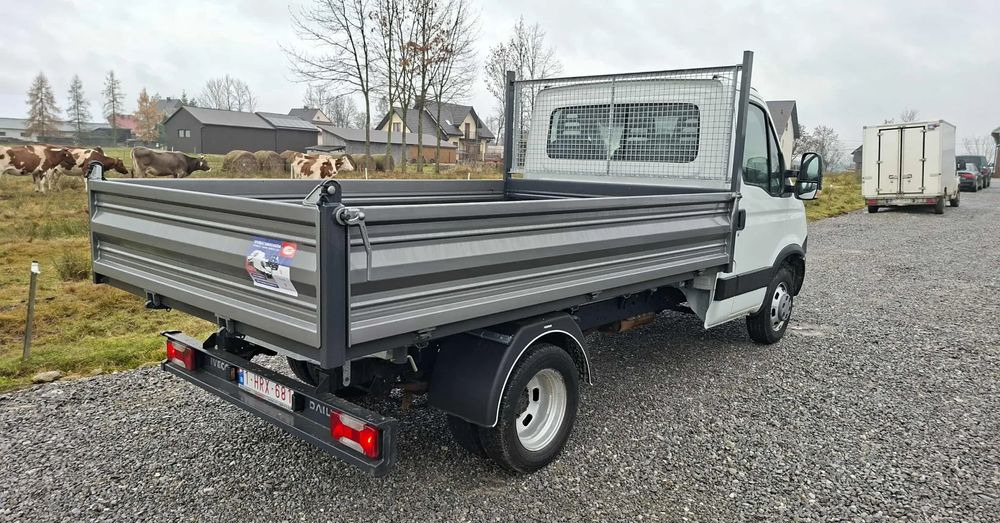 Iveco 35C13, 35C12, 35C14, 35C15 - Ladbil med tip: billede 4 Iveco 35C13, 35C12, 35C14, 35C15 - Ladbil med tip: billede 4