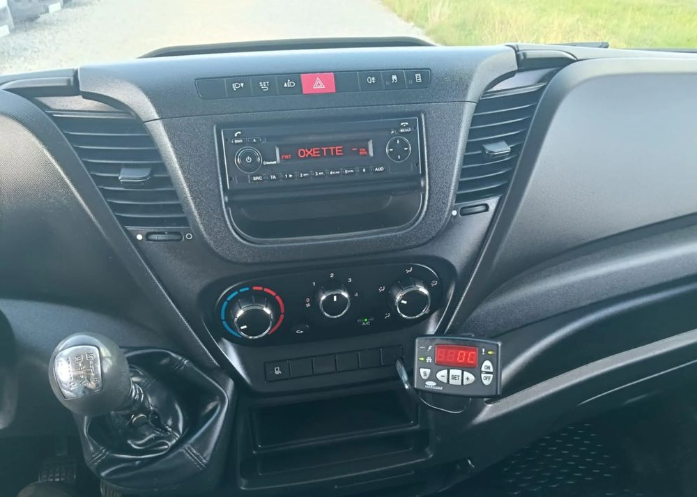 Iveco 35S16, 35S15, 35S14, 35S13, 35C13, 35C14 - Kølebil: billede 3 Iveco 35S16, 35S15, 35S14, 35S13, 35C13, 35C14 - Kølebil: billede 3