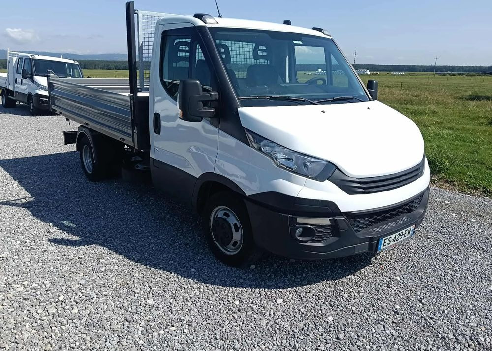 Iveco DAILY 35C14, 35C13, 35C12 - Ladbil med tip: billede 2 Iveco DAILY 35C14, 35C13, 35C12 - Ladbil med tip: billede 2