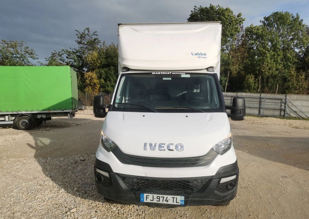 Iveco 3.0-150KM Daily 35C15 Kontener długi rama 35-150 kiper Klimatyzacja długi rozstaw - Varebil med kasse: billede 2 Iveco 3.0-150KM Daily 35C15 Kontener długi rama 35-150 kiper Klimatyzacja długi rozstaw - Varebil med kasse: billede 2