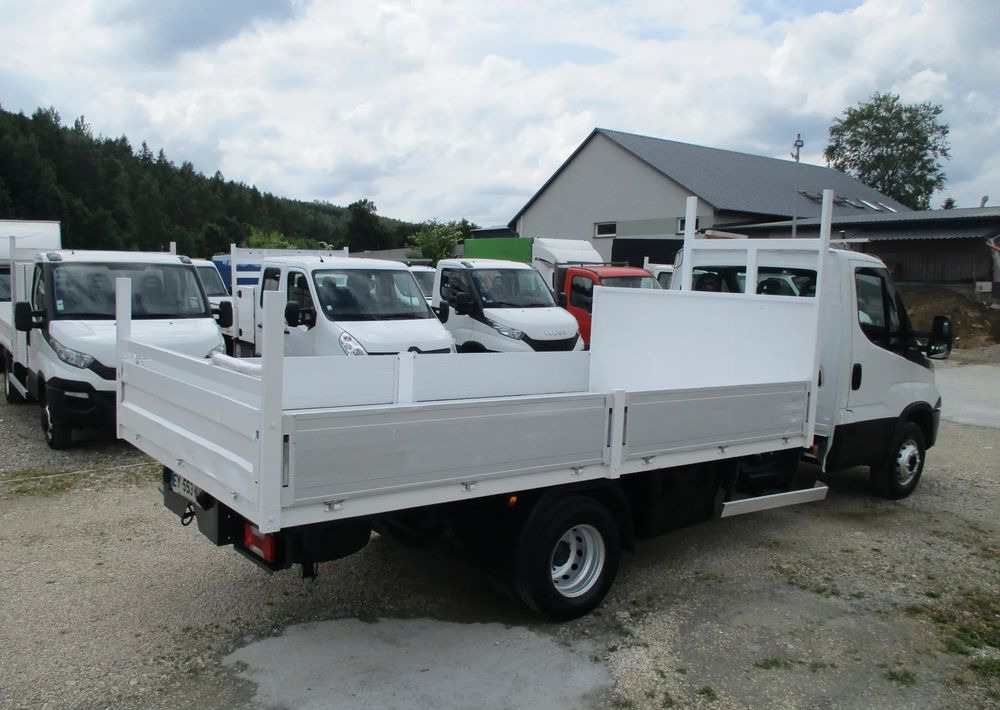Iveco Daily 3.0 na bliźniaku 70C18 skrzynia, laweta, rama, HDS, 70-180 kiper - Lastbil med lad: billede 3 Iveco Daily 3.0 na bliźniaku 70C18 skrzynia, laweta, rama, HDS, 70-180 kiper - Lastbil med lad: billede 3
