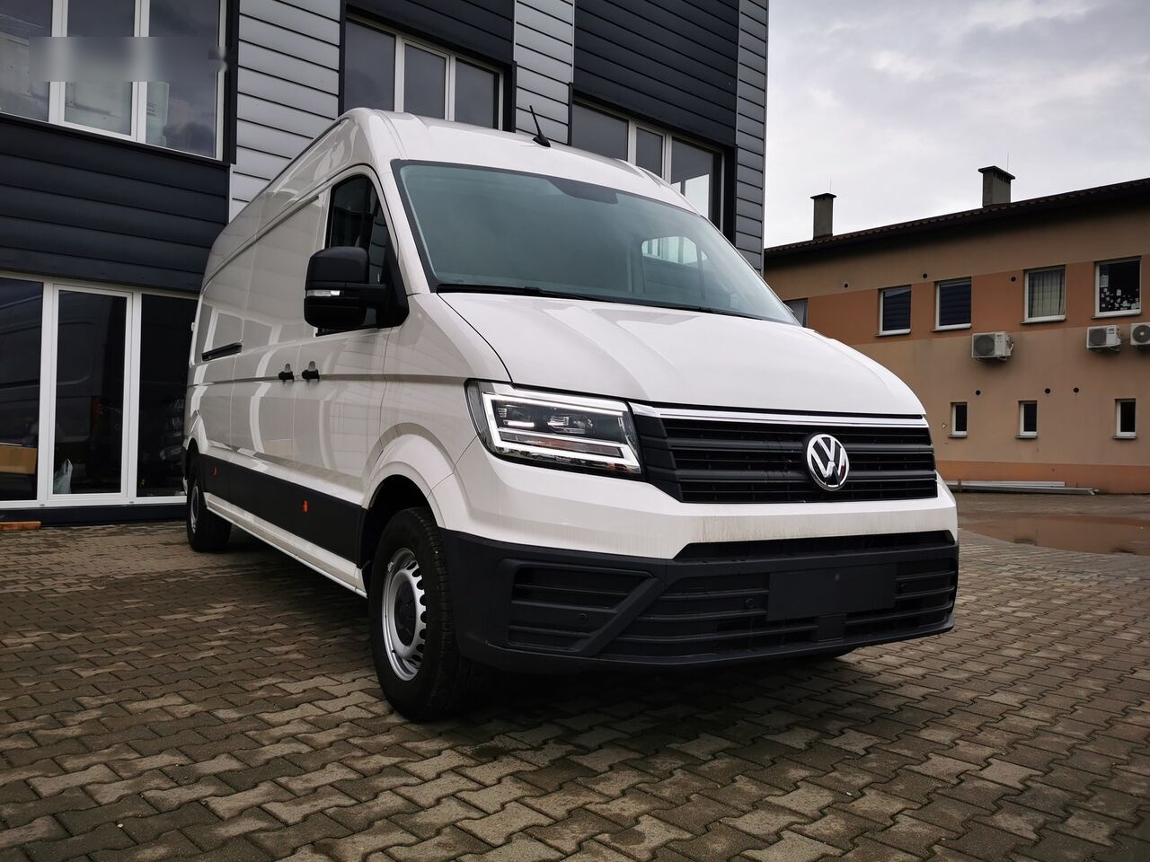 Volkswagen Crafter 2,0 l 177 KM, długość pojazdu 6836 mm - Varevogn: billede 1 Volkswagen Crafter 2,0 l 177 KM, długość pojazdu 6836 mm - Varevogn: billede 1
