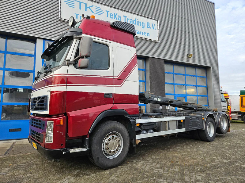 Volvo FH 520 6x2 old Tacho NCH Kabelsysteem Euro 3 - Lastbil med wirehejs: billede 2 Volvo FH 520 6x2 old Tacho NCH Kabelsysteem Euro 3 - Lastbil med wirehejs: billede 2