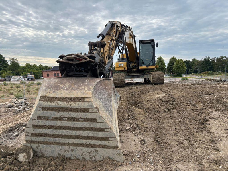 Caterpillar 323 - Bæltegravemaskine: billede 2 Caterpillar 323 - Bæltegravemaskine: billede 2