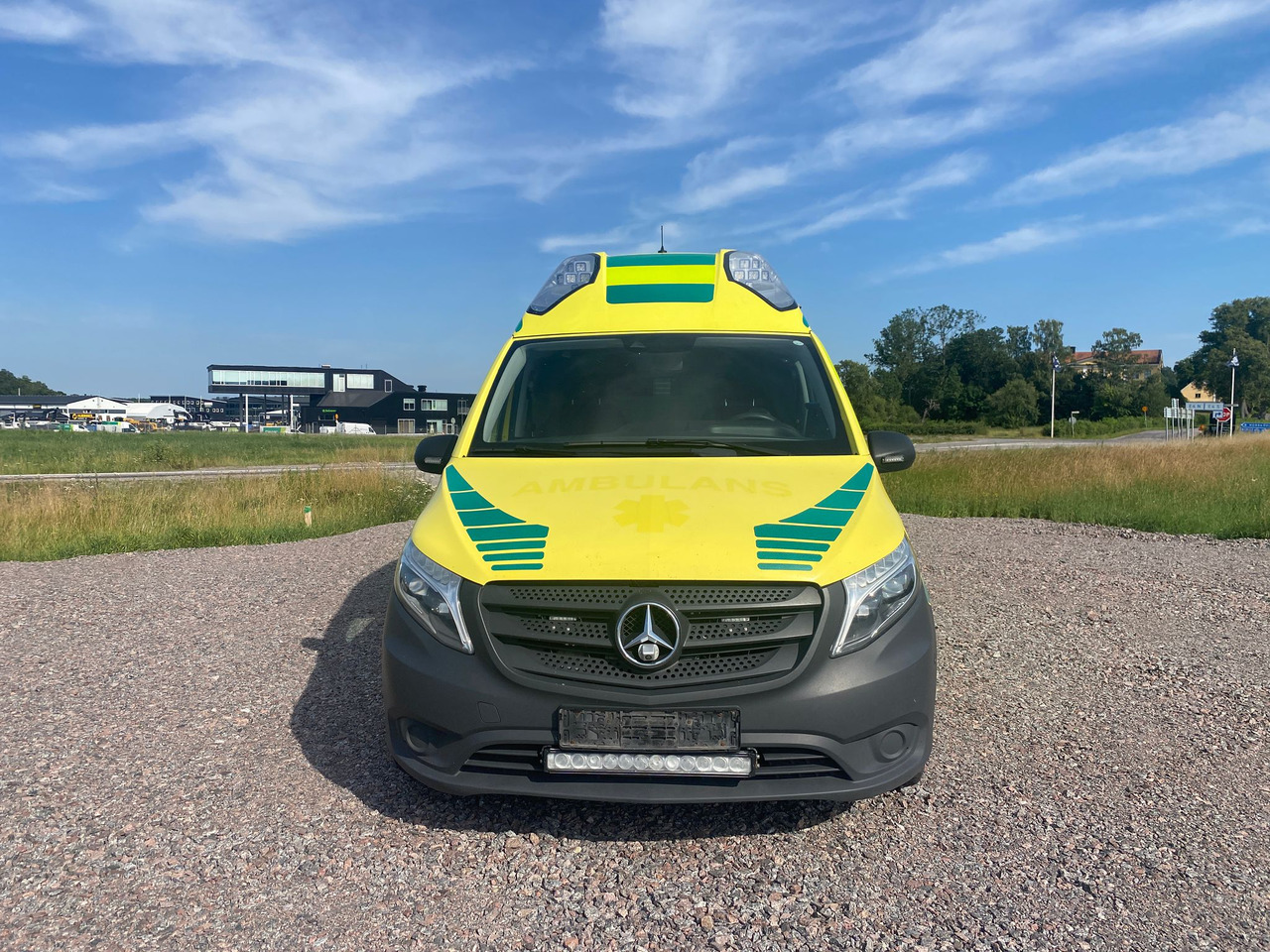 MERCEDES-BENZ Vito 119 4x4 - Ambulans / AMBULANCE - Ambulance: billede 4 MERCEDES-BENZ Vito 119 4x4 - Ambulans / AMBULANCE - Ambulance: billede 4