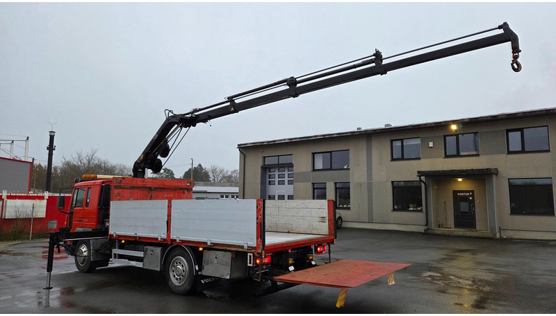 Volvo FL220 4X2 HIAB 077 - Lastbil med lad, Lastbil med kran: billede 4 Volvo FL220 4X2 HIAB 077 - Lastbil med lad, Lastbil med kran: billede 4