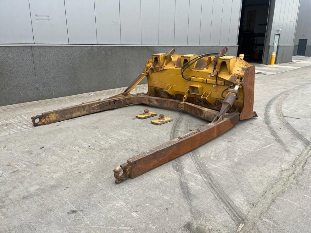 CAT D 6 XL Blade + Pusharms - Bulldozer-skovl: billede 3 CAT D 6 XL Blade + Pusharms - Bulldozer-skovl: billede 3