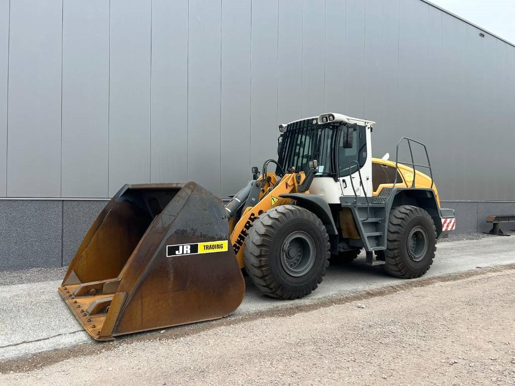 Liebherr L 550 (Comes with High-tip - Mit Hochkipper)  - Gummihjulslæsser: billede 2 Liebherr L 550 (Comes with High-tip - Mit Hochkipper)  - Gummihjulslæsser: billede 2
