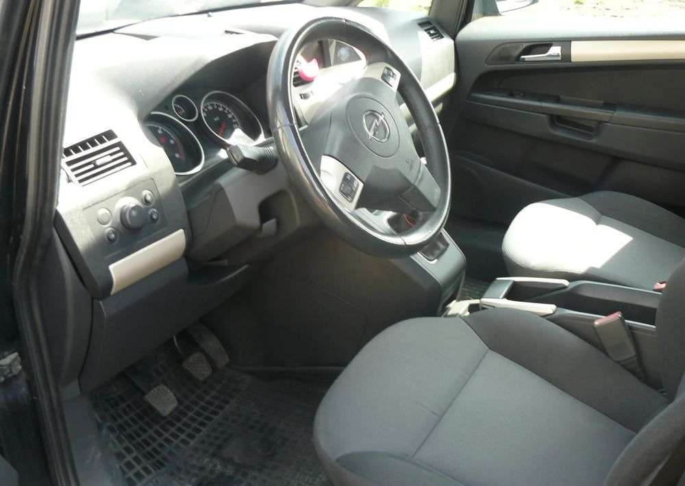 Opel Zafira 1.9 CDTI Cosmo - SUV: billede 5 Opel Zafira 1.9 CDTI Cosmo - SUV: billede 5