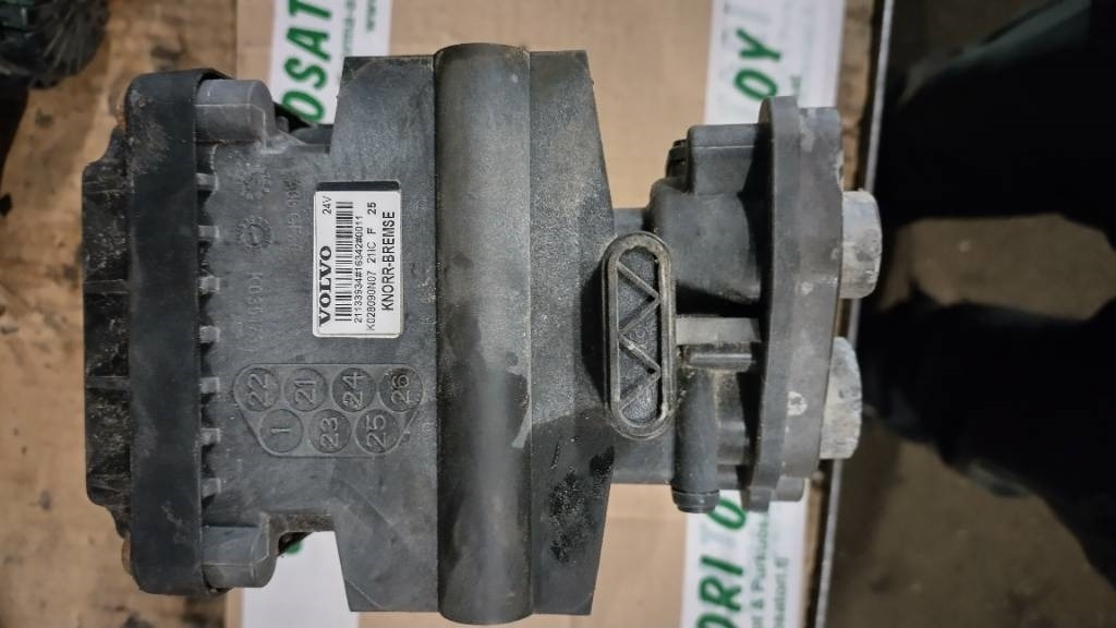 Volvo ELC venttiililohko FH4 - Ramme/ Chassis for Lastbil: billede 3 Volvo ELC venttiililohko FH4 - Ramme/ Chassis for Lastbil: billede 3