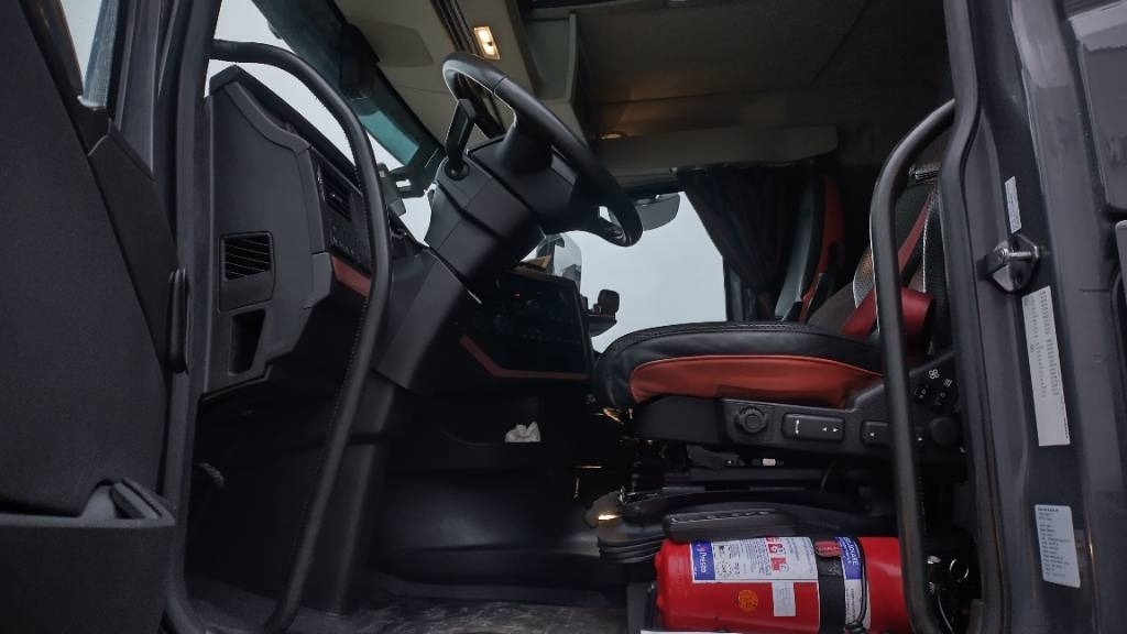 Volvo FH750 10*4 alusta,napaperät - Lastbil chassis: billede 4 Volvo FH750 10*4 alusta,napaperät - Lastbil chassis: billede 4