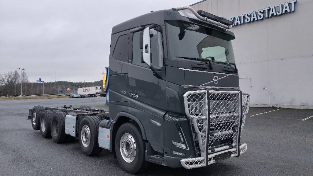 Volvo FH750 10*4 alusta,napaperät - Lastbil chassis: billede 2 Volvo FH750 10*4 alusta,napaperät - Lastbil chassis: billede 2