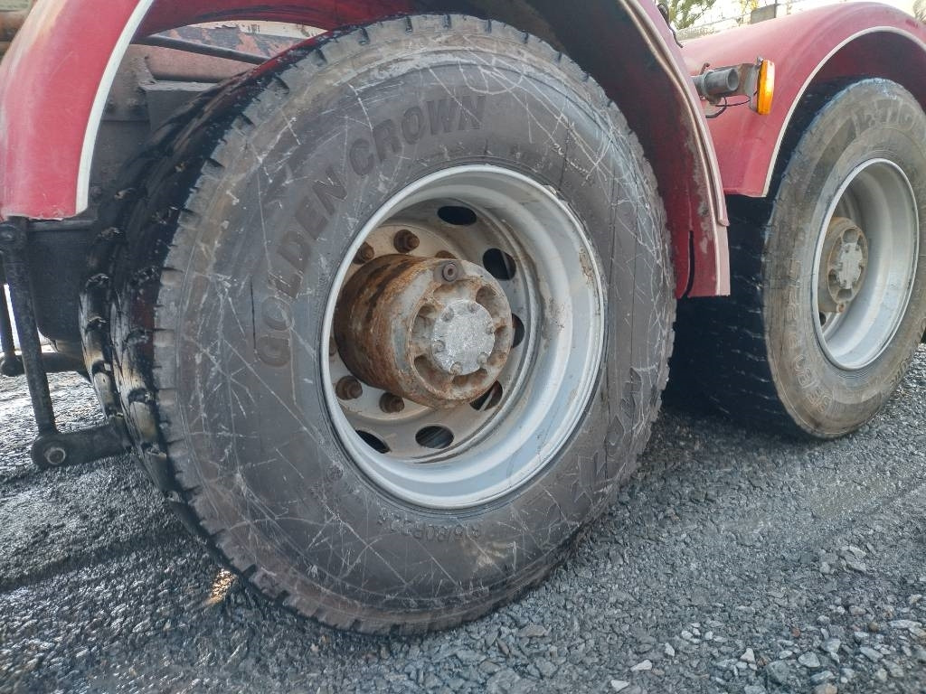 Volvo FH750 puuvarustus, napaperät,trippeli - Tømmerbil: billede 3 Volvo FH750 puuvarustus, napaperät,trippeli - Tømmerbil: billede 3